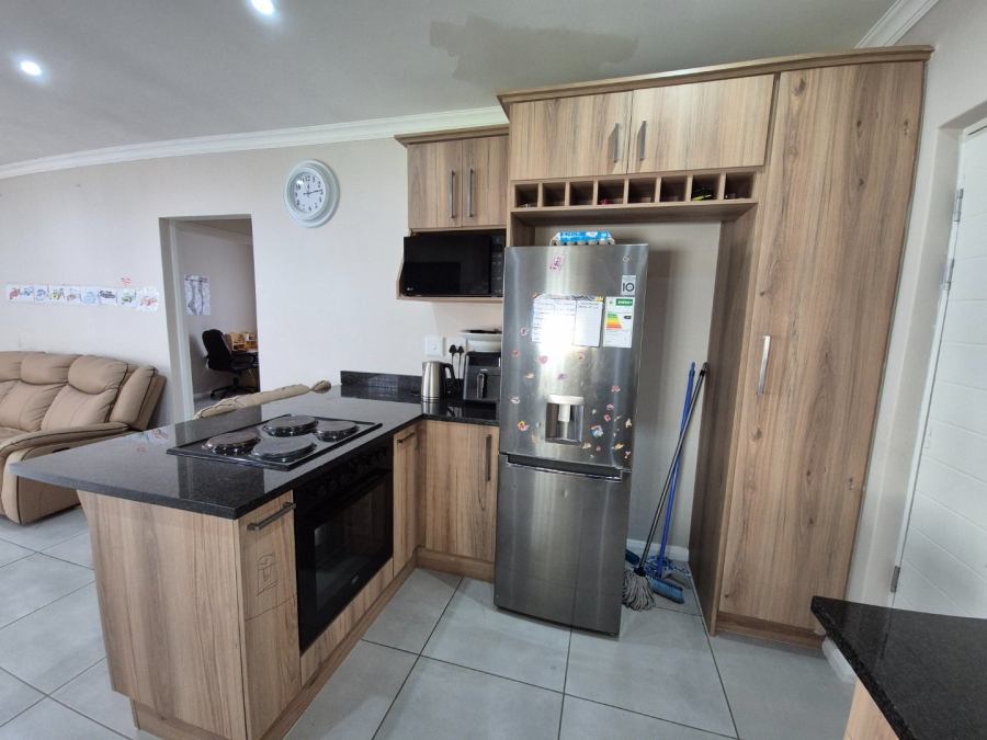 3 Bedroom Property for Sale in Fairview Eastern Cape